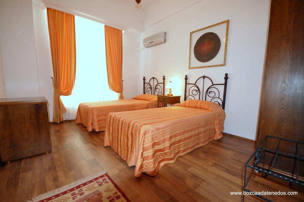 Ege Hotel Bozcaada Exterior photo